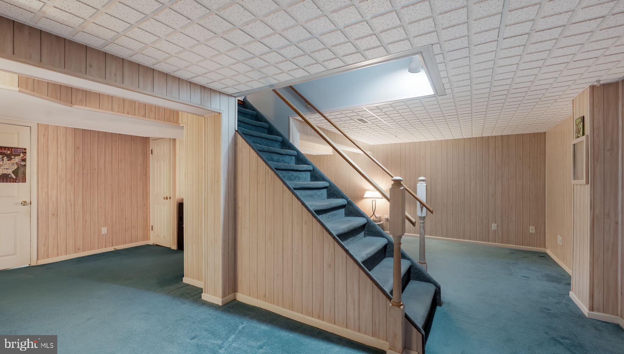 SILVER LAKE AT NEW - Residential