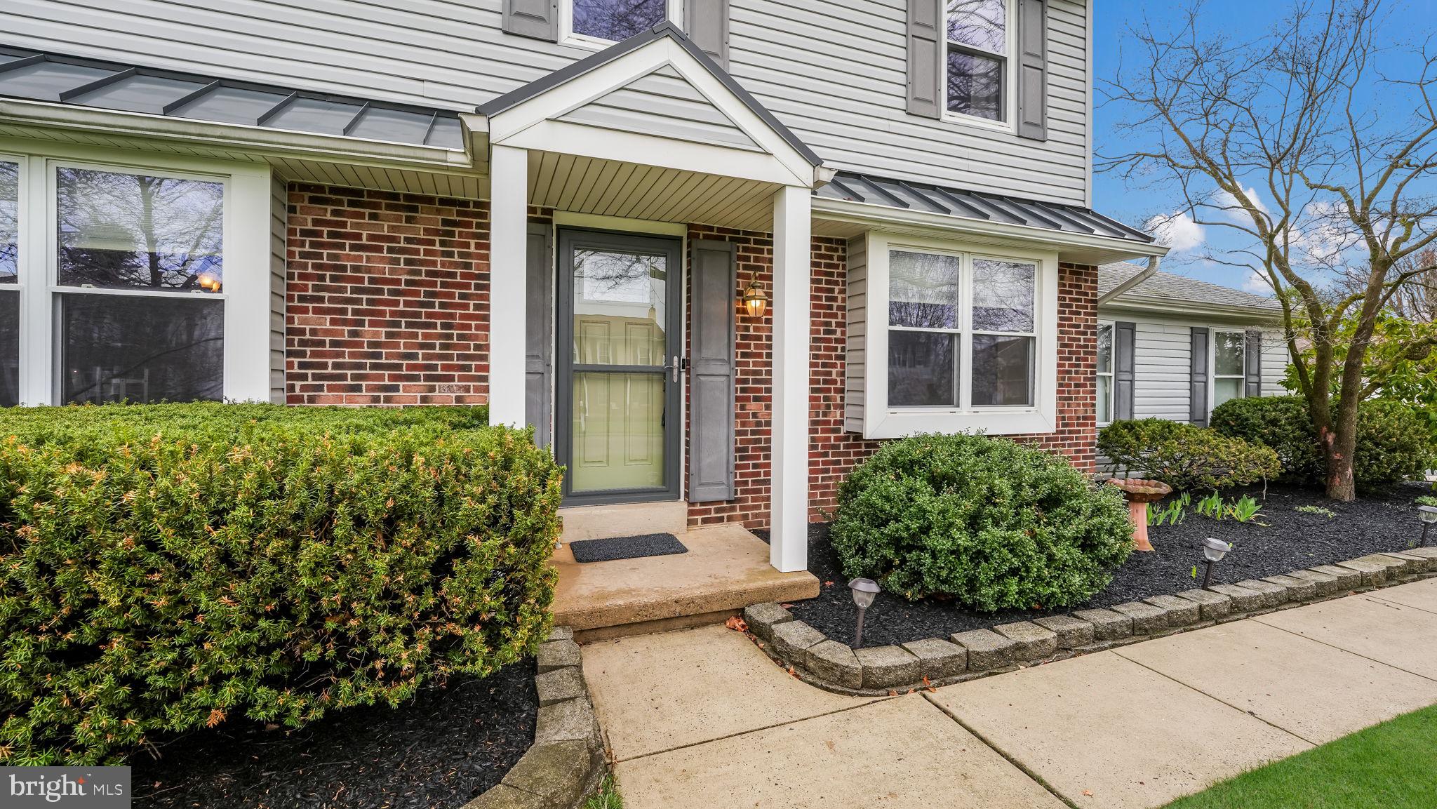 SILVER LAKE AT NEW - Residential