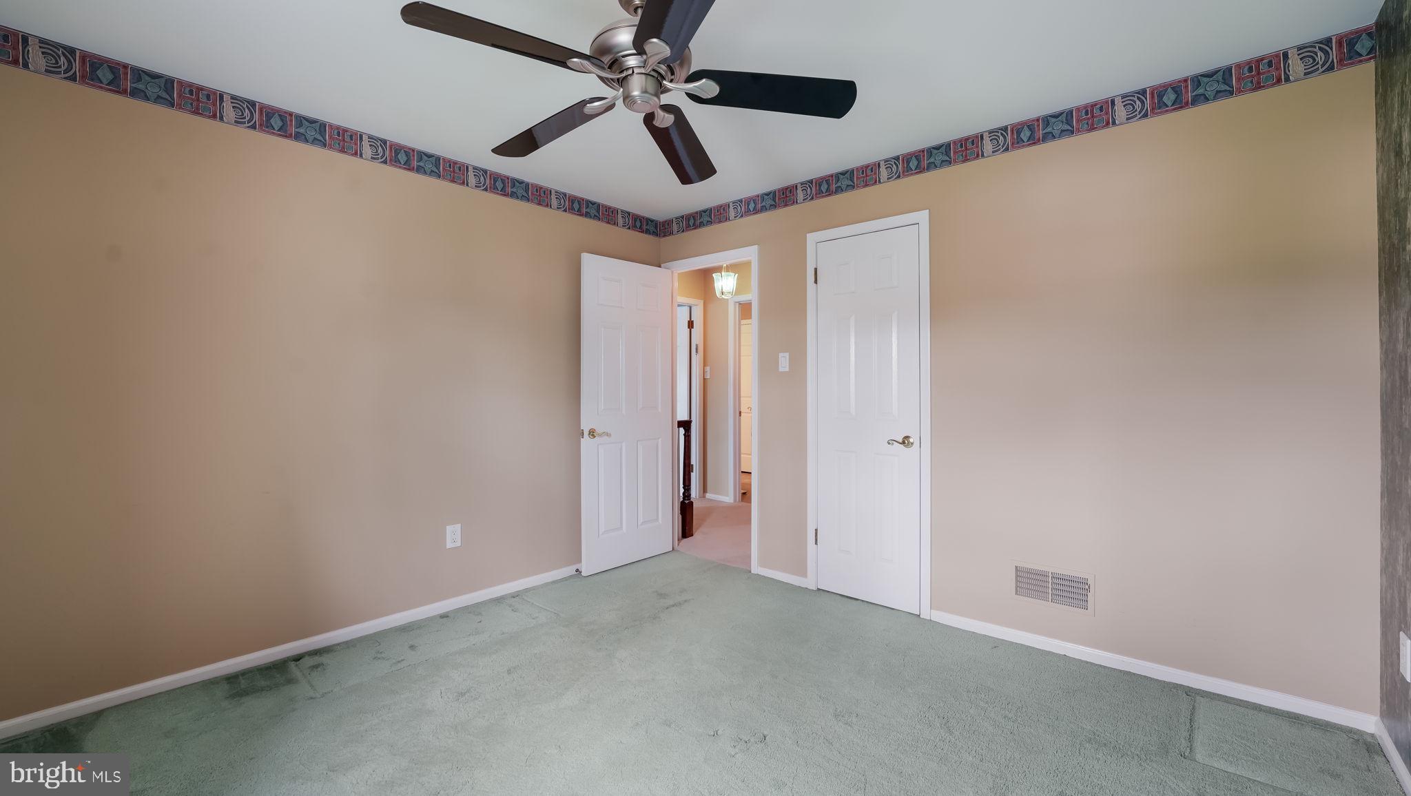 SILVER LAKE AT NEW - Residential