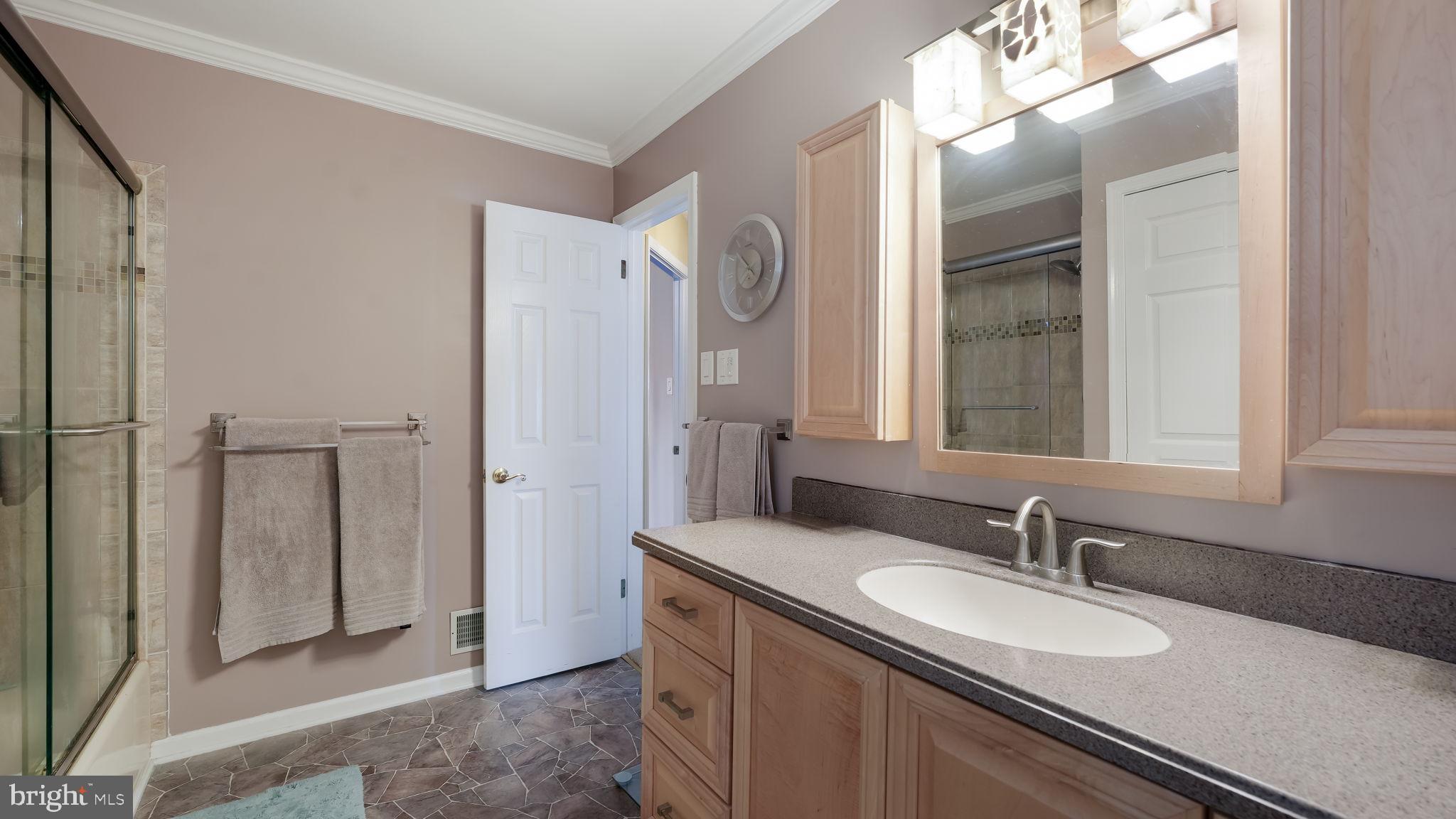 SILVER LAKE AT NEW - Residential