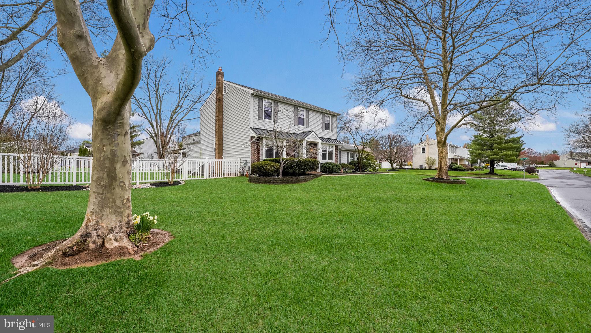 SILVER LAKE AT NEW - Residential