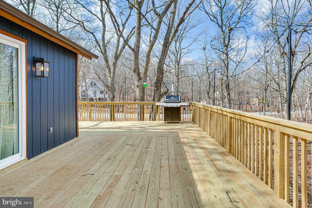 SAW CREEK ESTATES - Residential