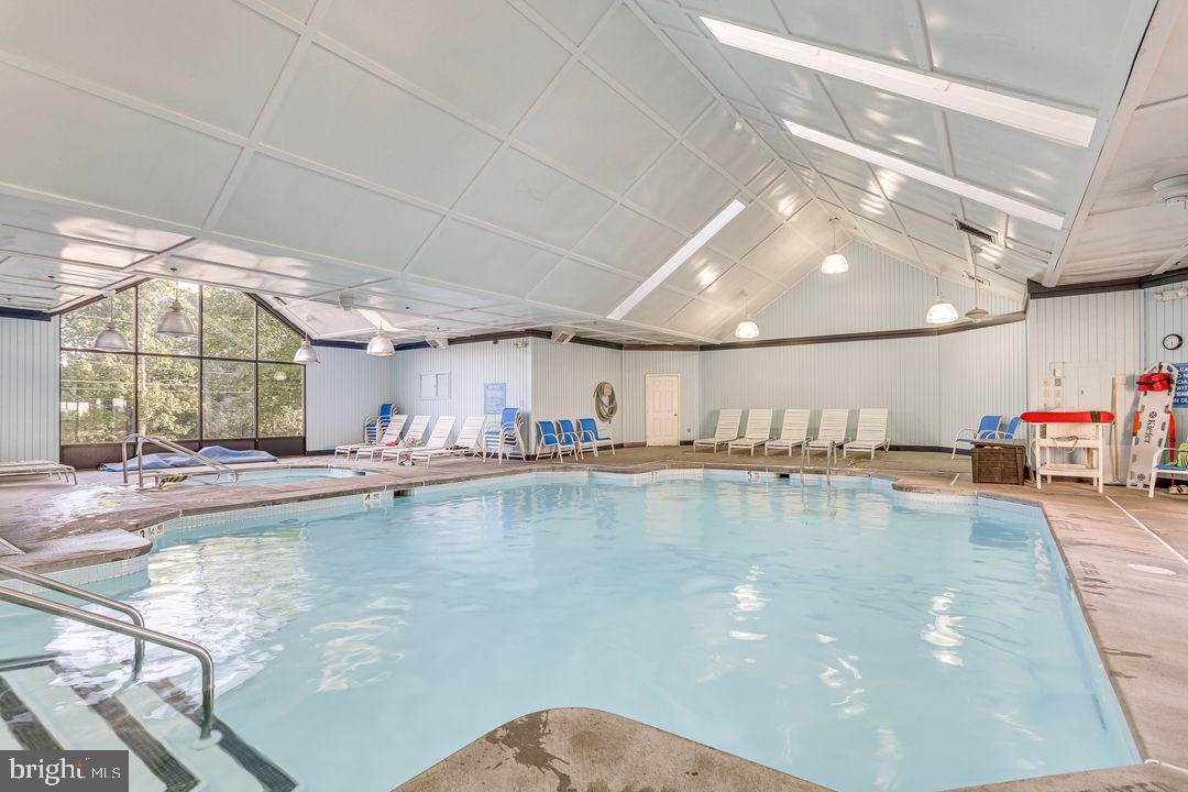 SAW CREEK ESTATES - Residential