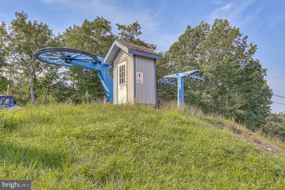 SAW CREEK ESTATES - Residential