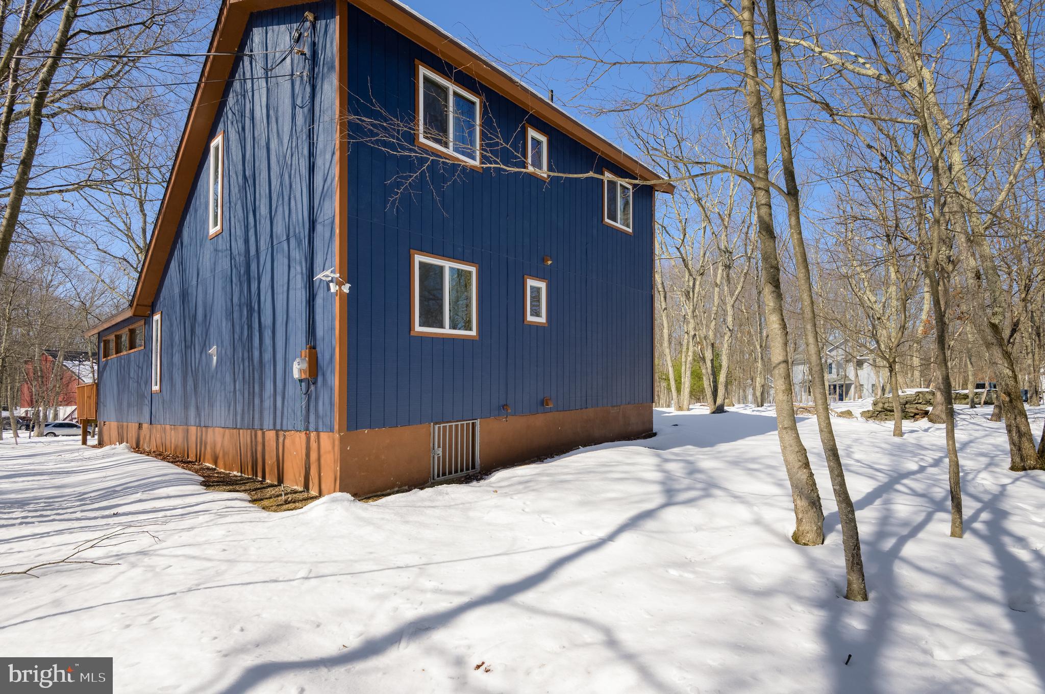 SAW CREEK ESTATES - Residential