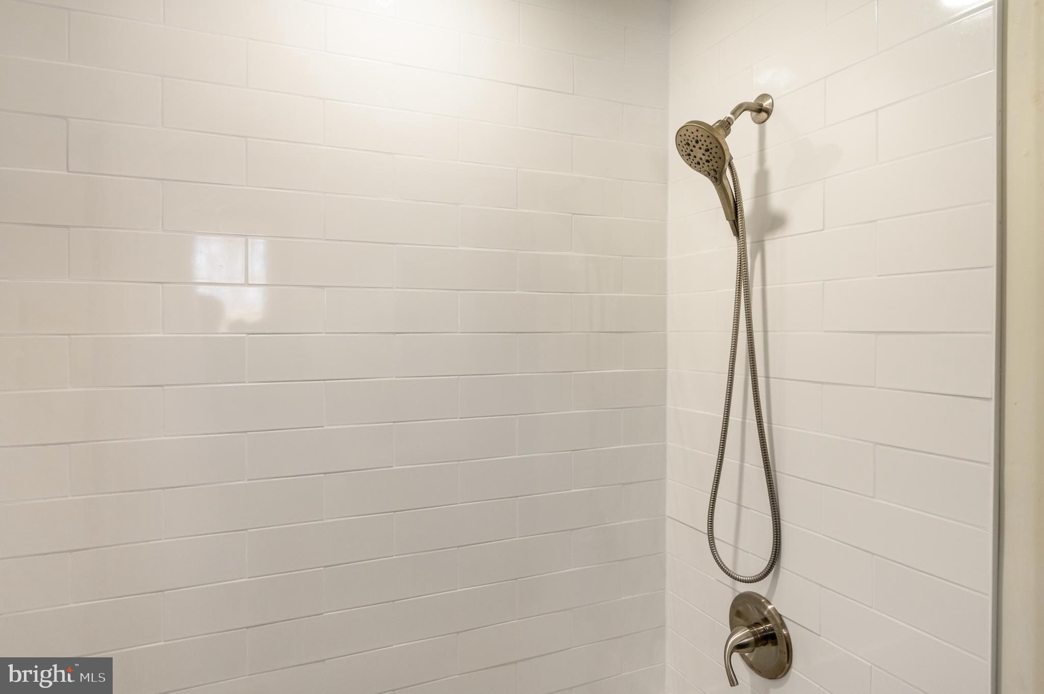 SAW CREEK ESTATES - Residential