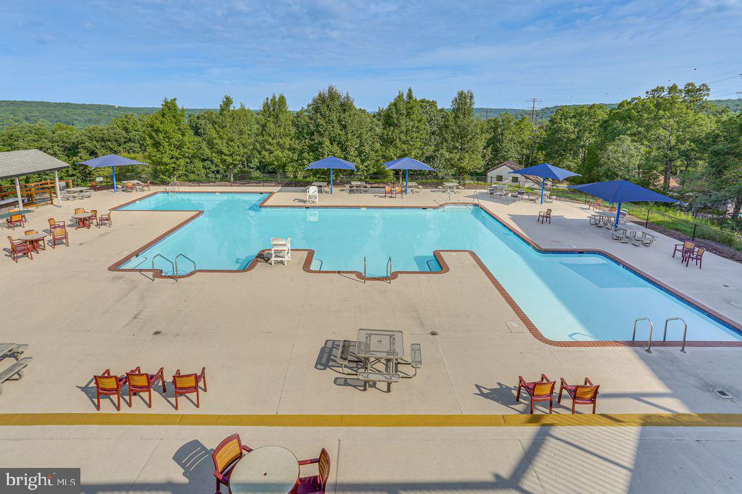 SAW CREEK ESTATES - Residential