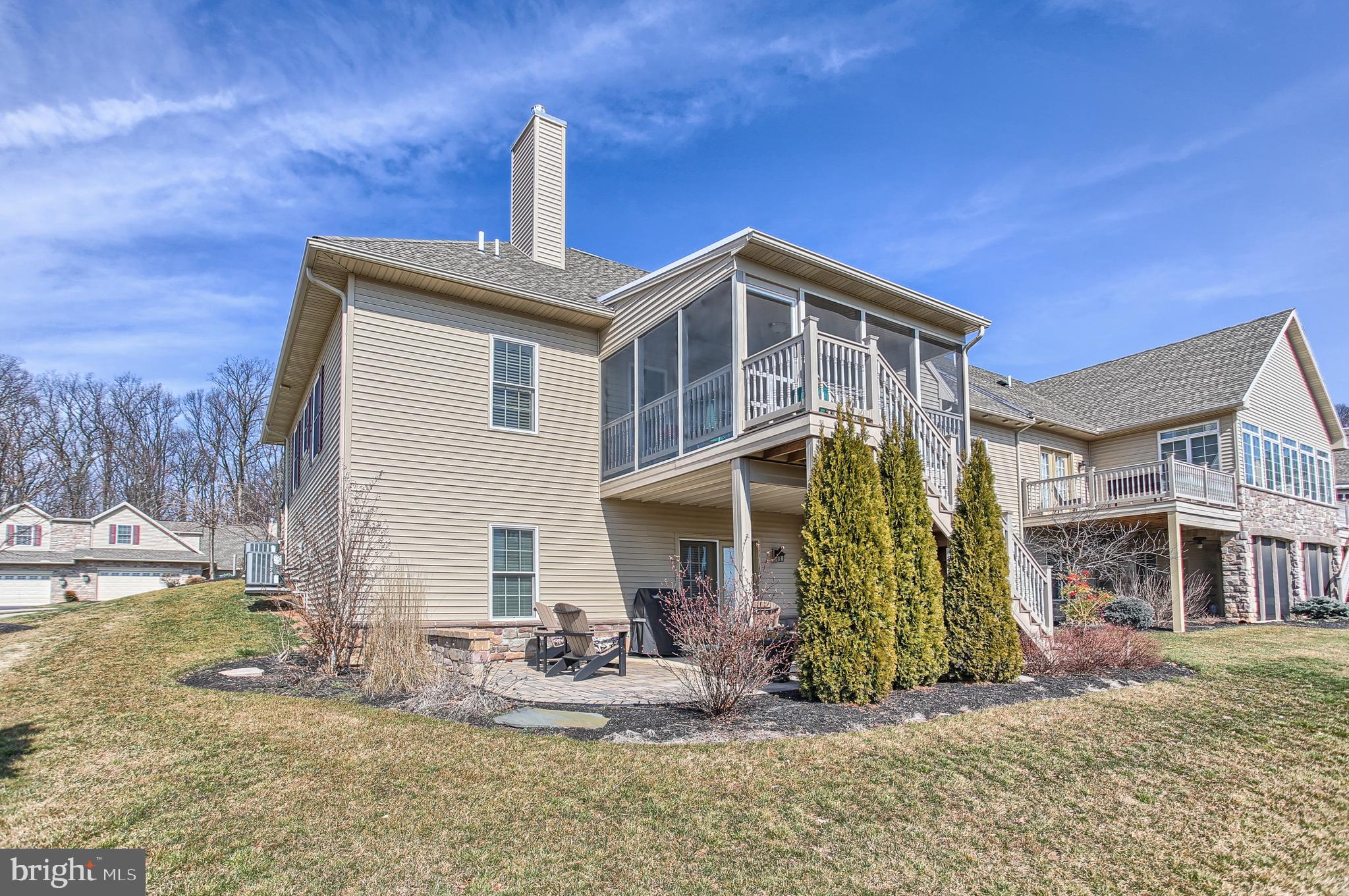 STONE HILL - Residential