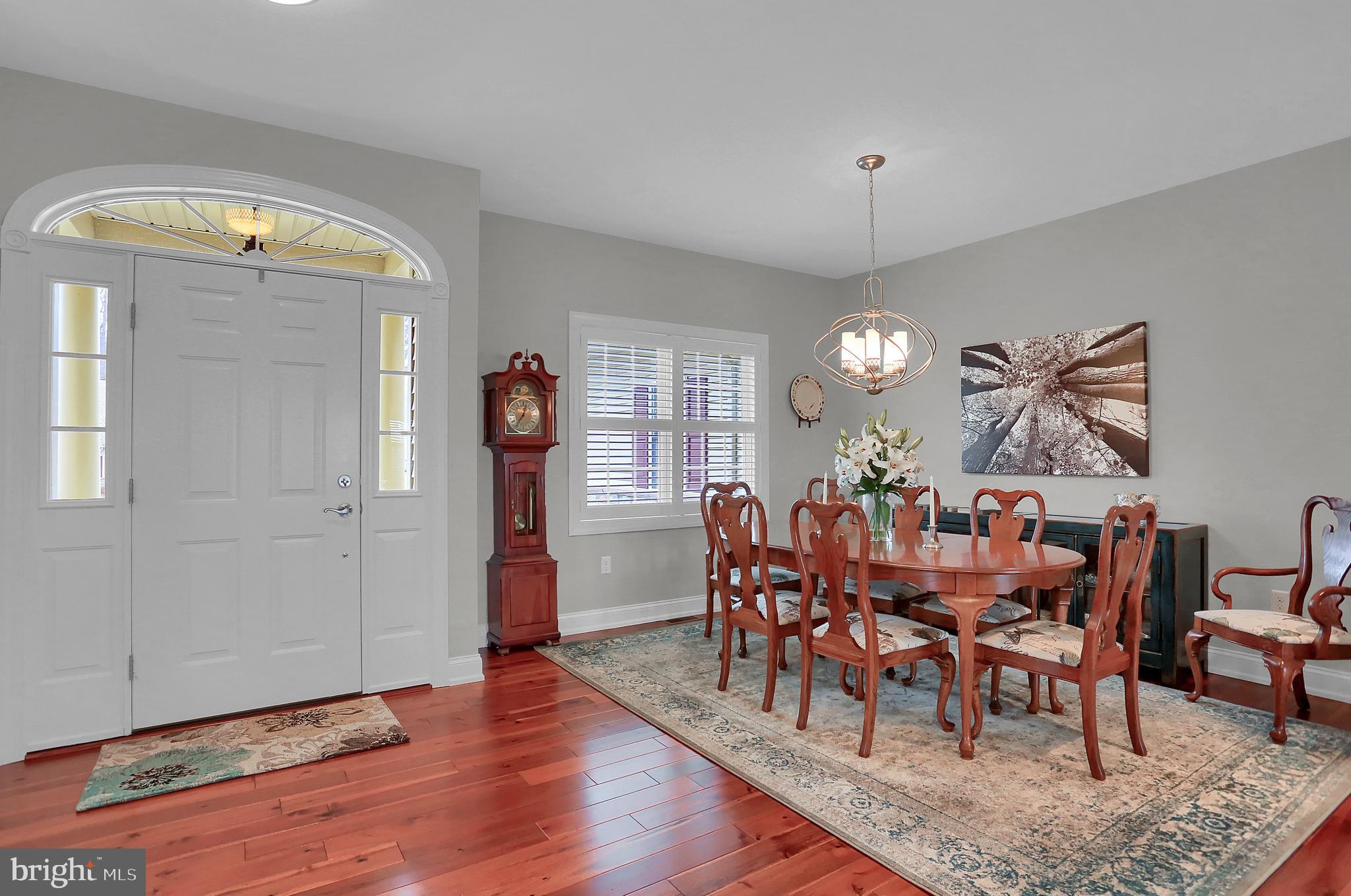 STONE HILL - Residential