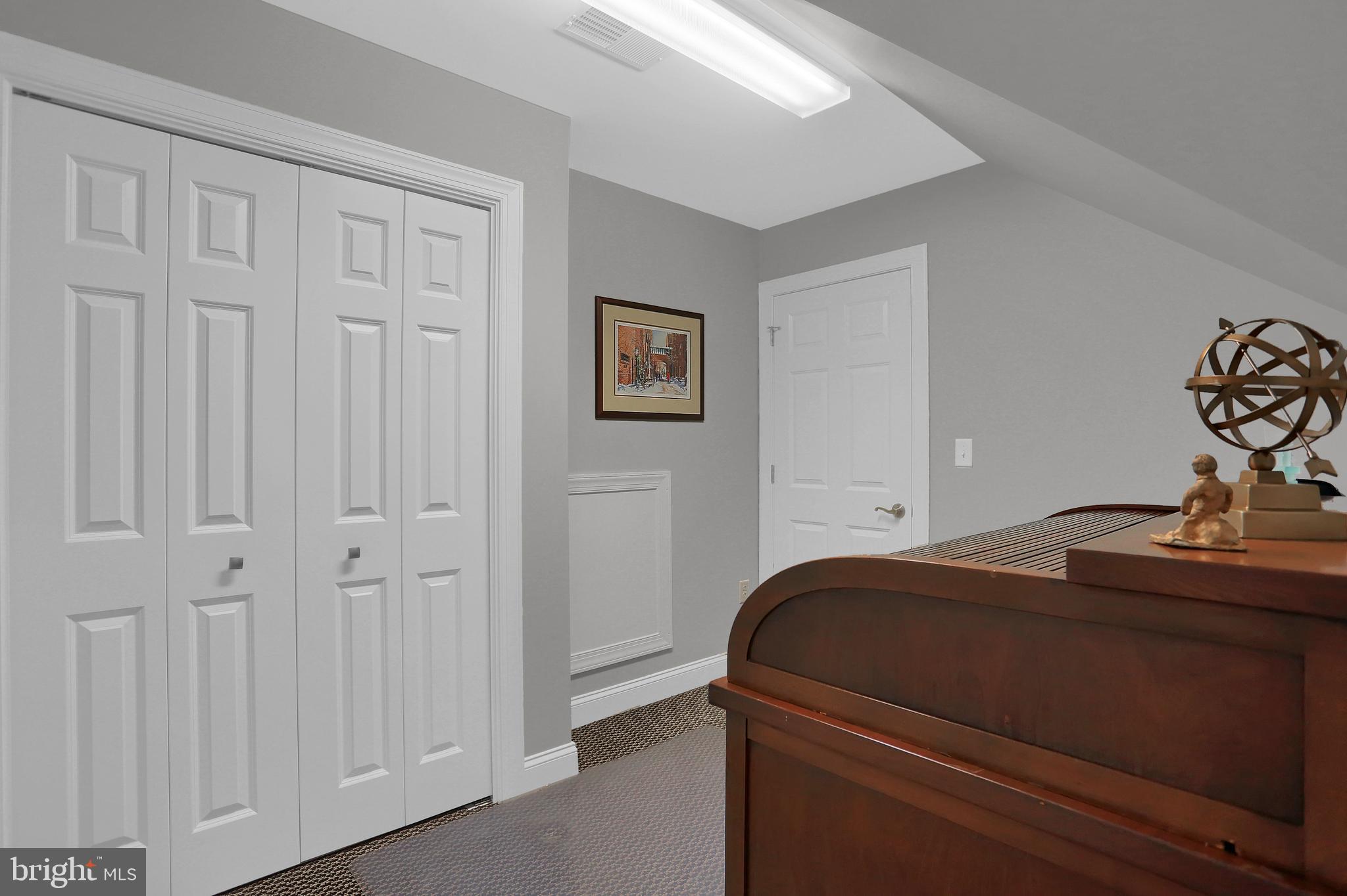 STONE HILL - Residential