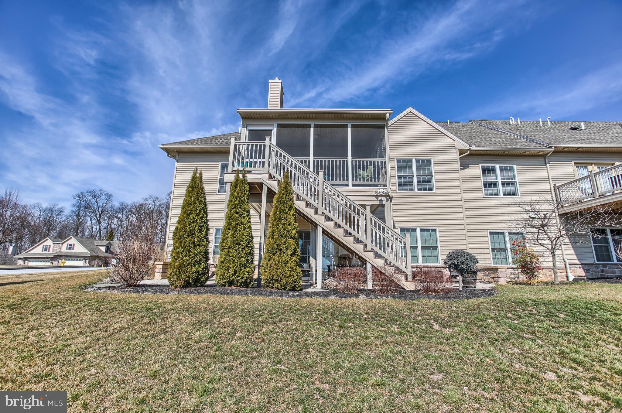 STONE HILL - Residential