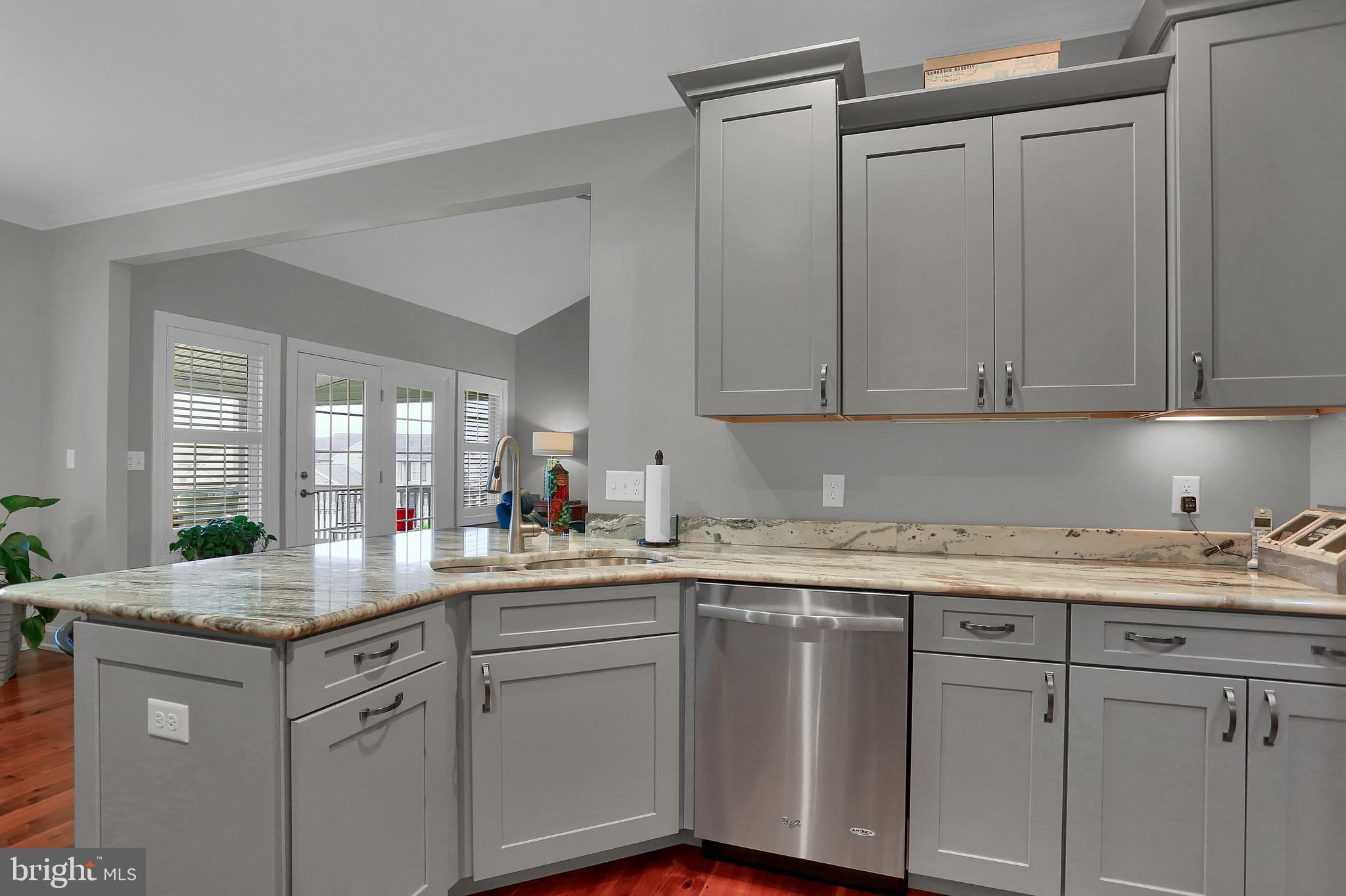 STONE HILL - Residential