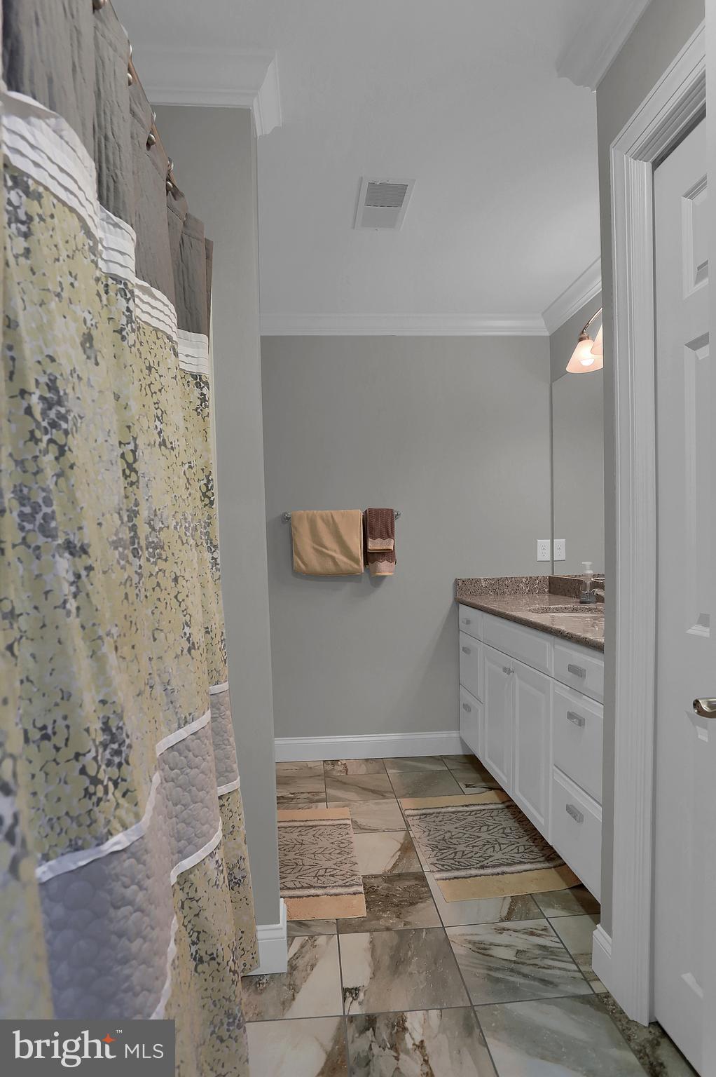 STONE HILL - Residential