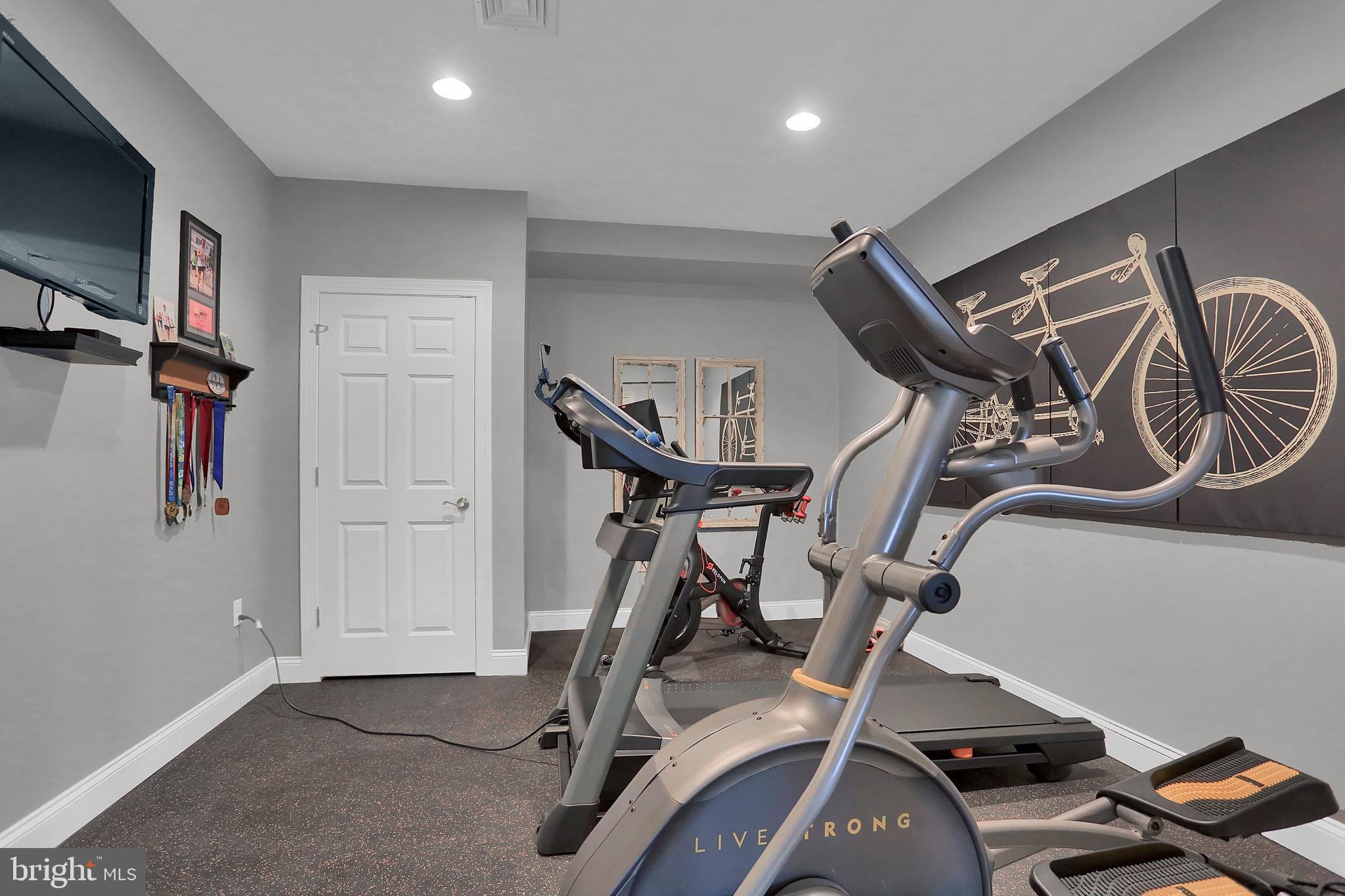 STONE HILL - Residential