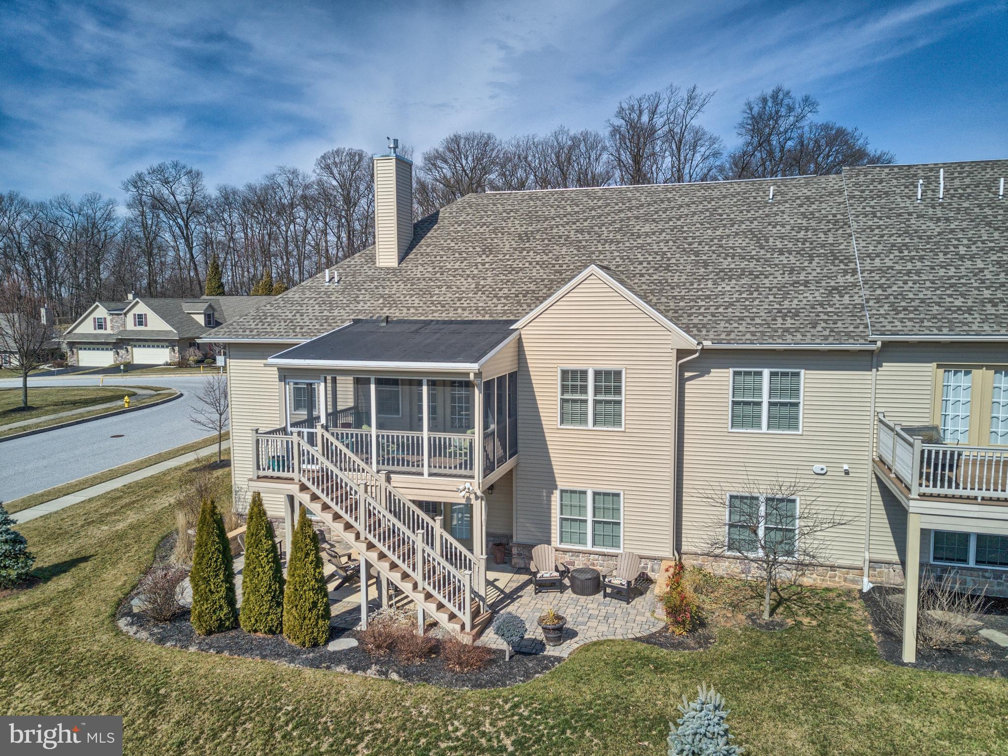 STONE HILL - Residential