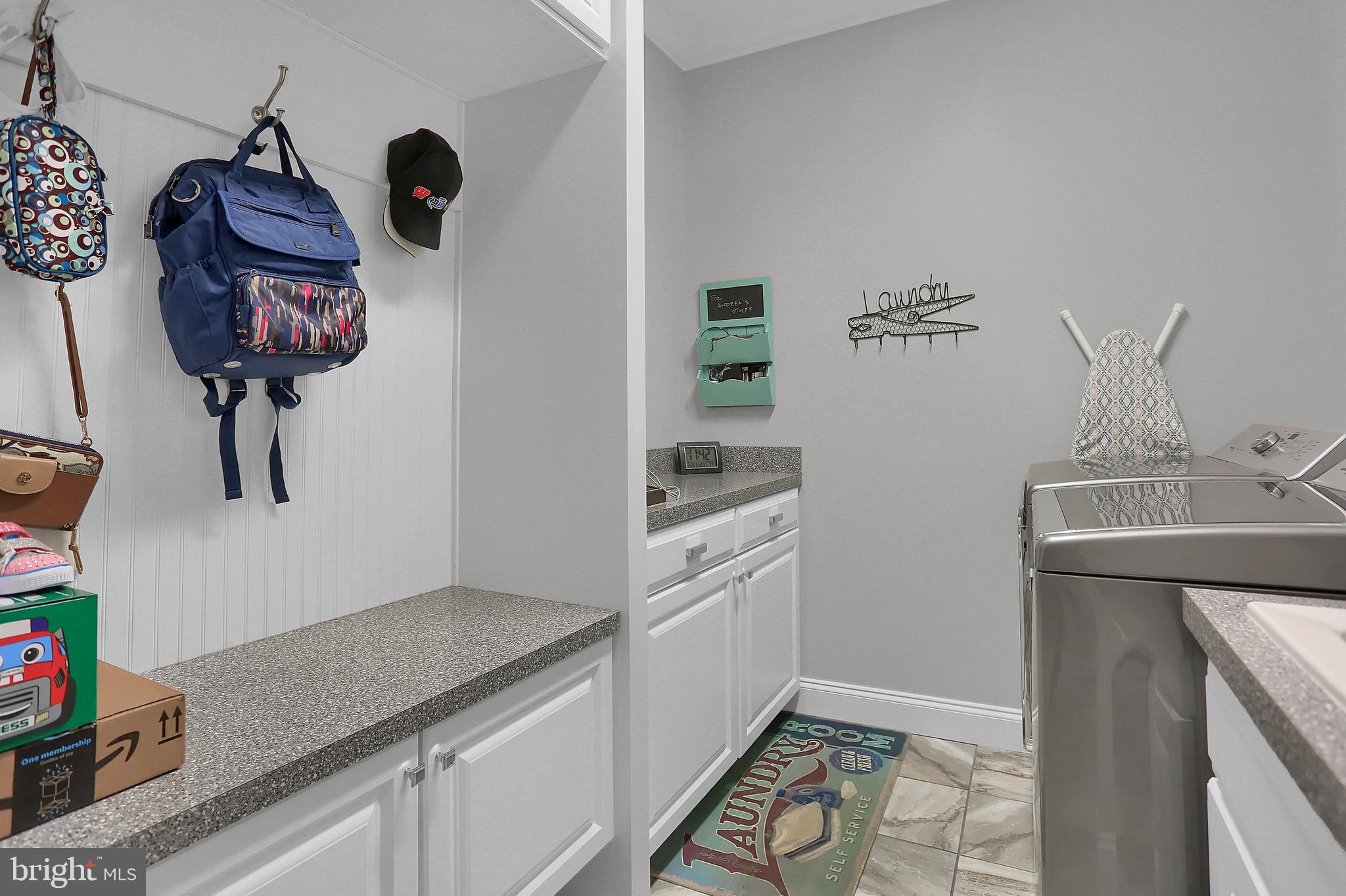 STONE HILL - Residential