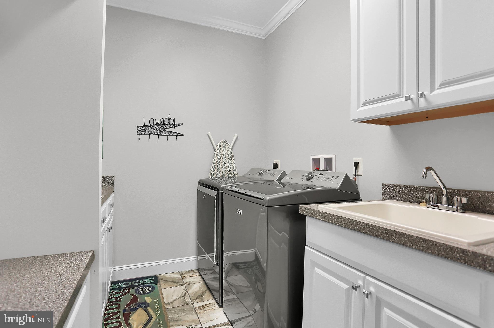 STONE HILL - Residential