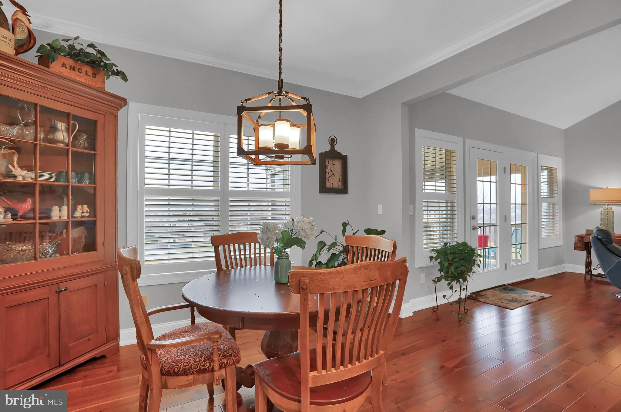 STONE HILL - Residential