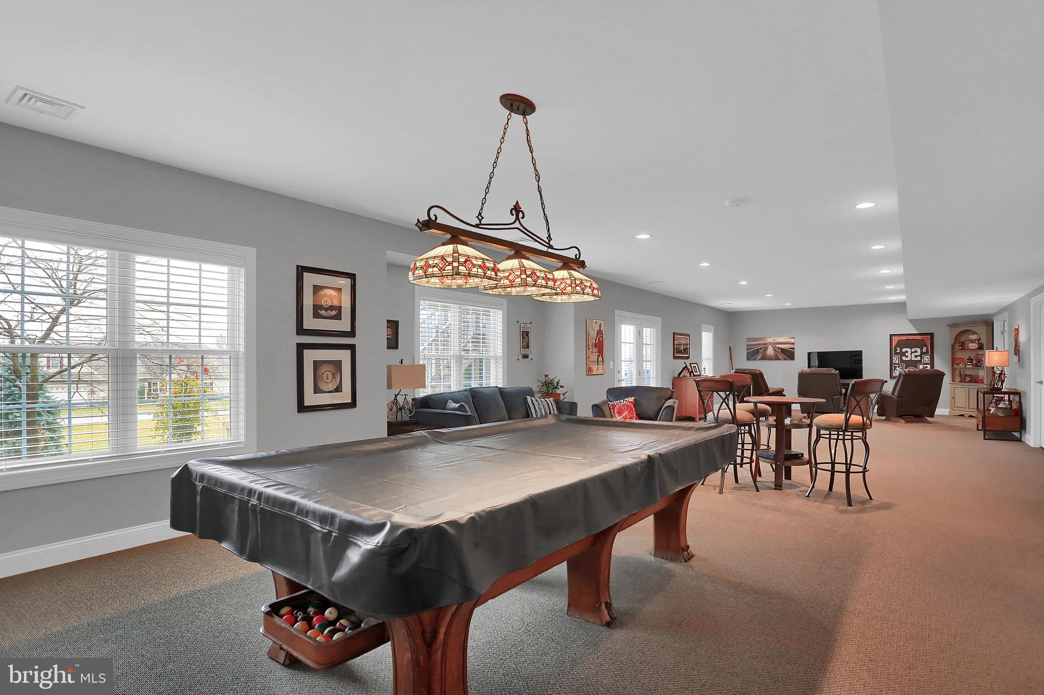 STONE HILL - Residential