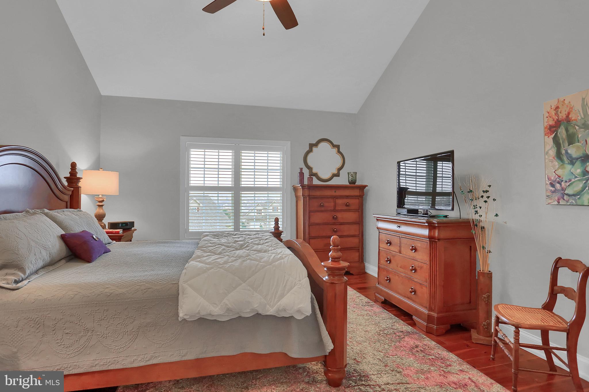 STONE HILL - Residential