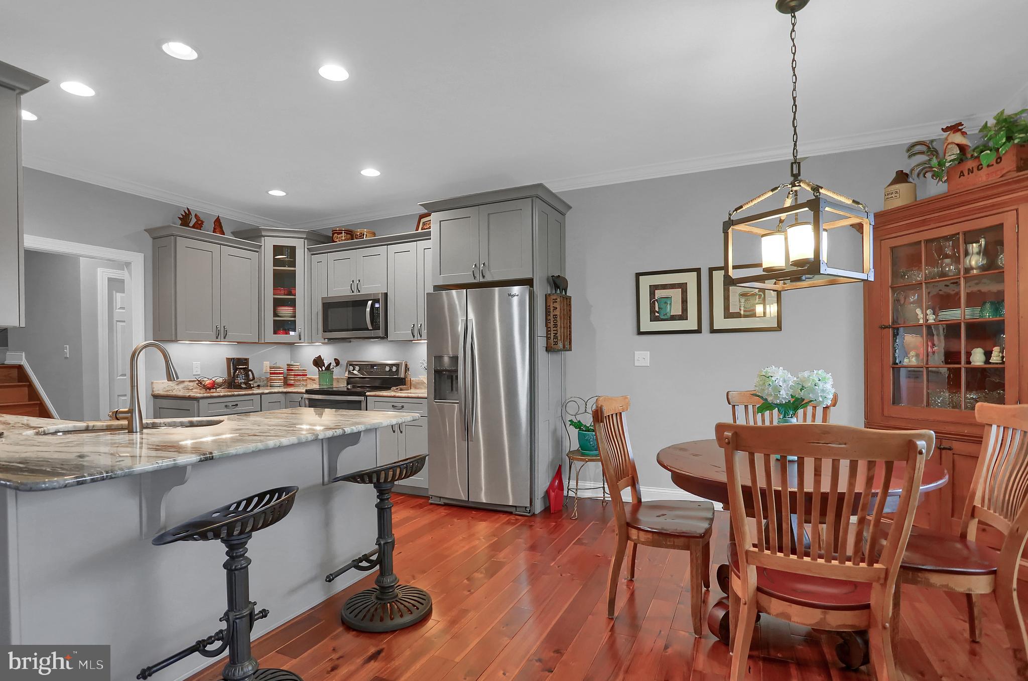 STONE HILL - Residential