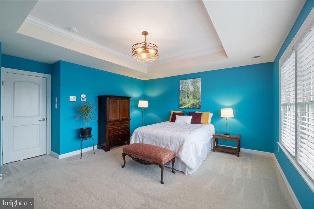 CARRIAGE HILL - Residential