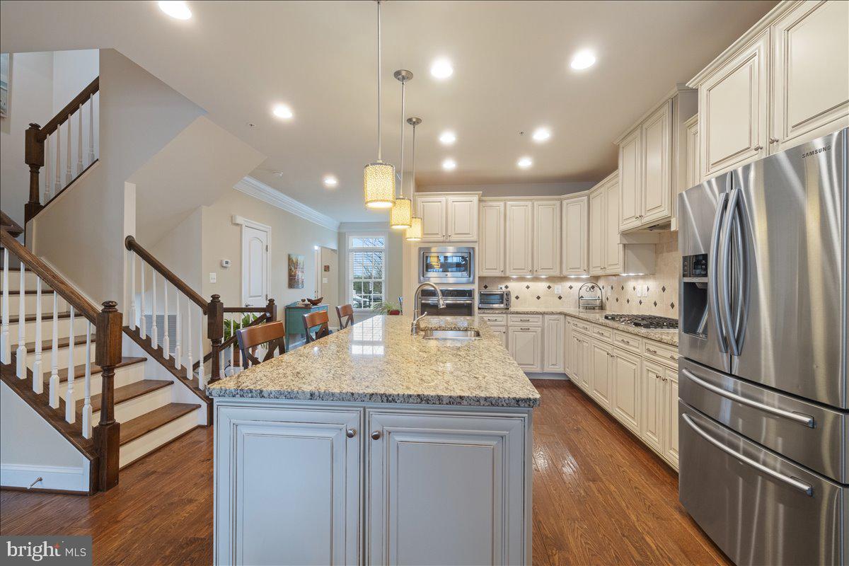 CARRIAGE HILL - Residential