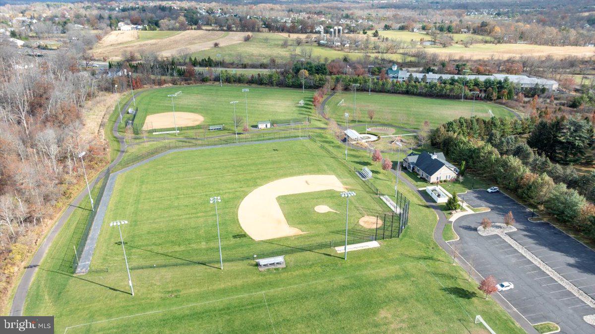 CARRIAGE HILL - Residential