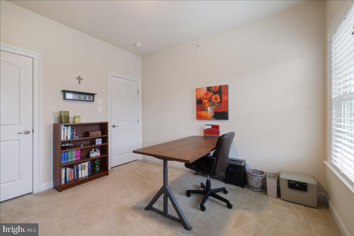 CARRIAGE HILL - Residential