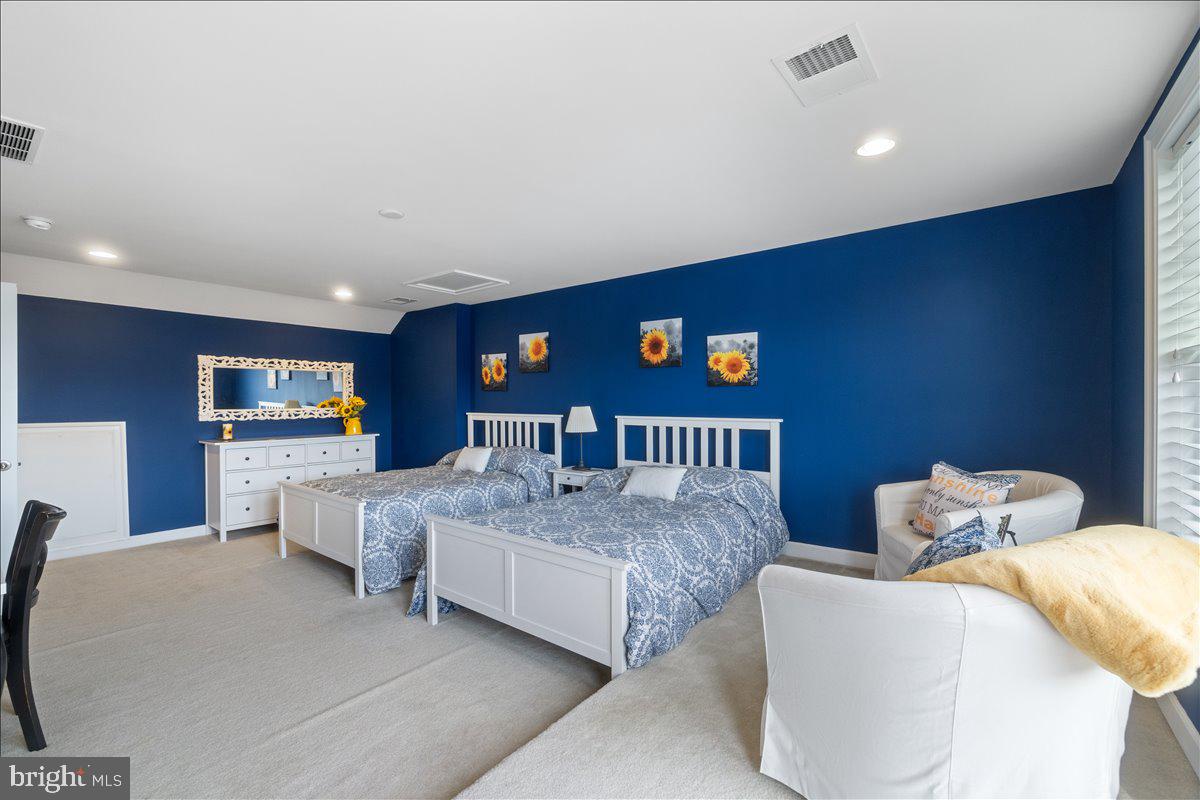 CARRIAGE HILL - Residential