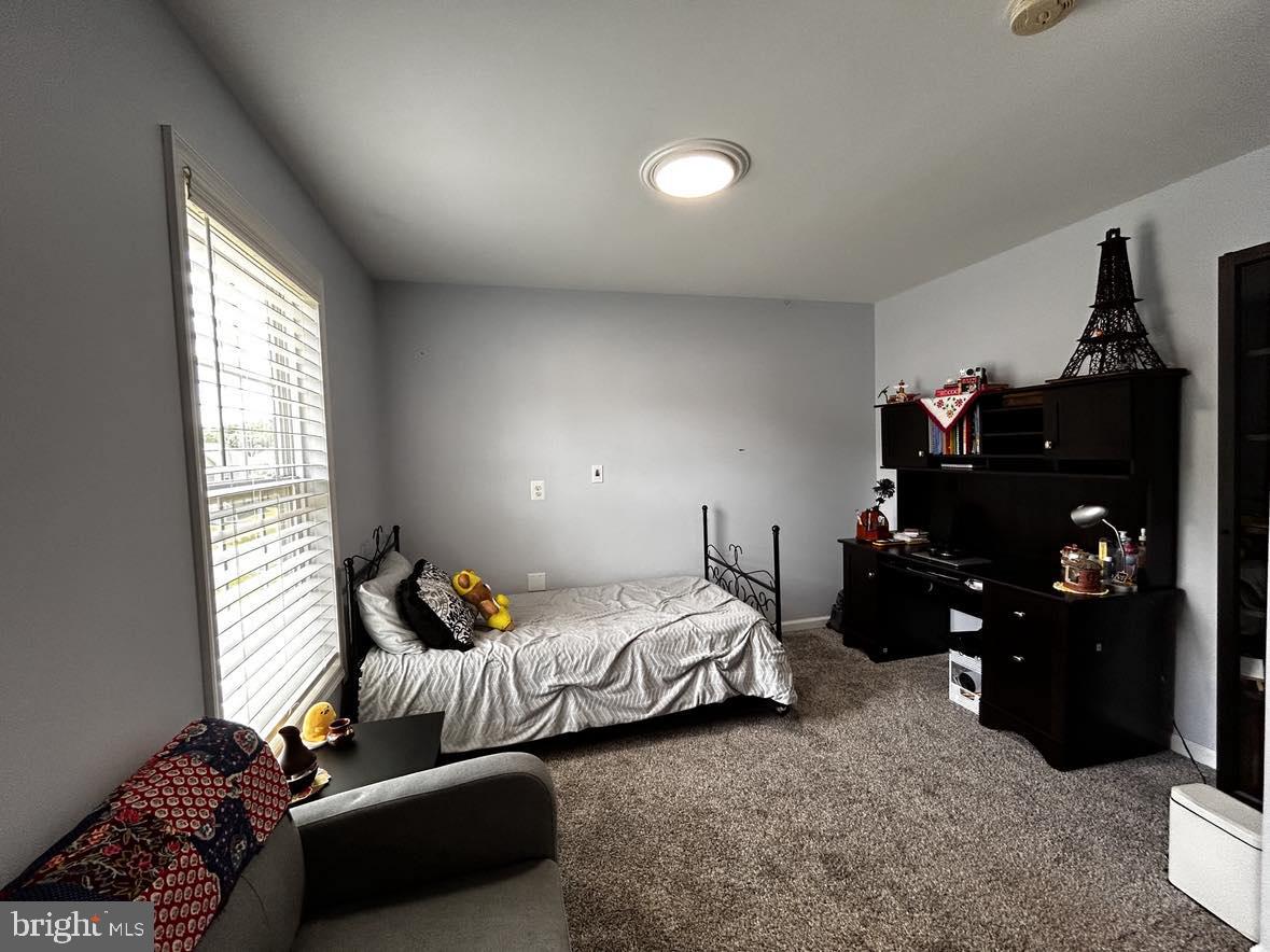 INWOOD MEADOWS - Residential