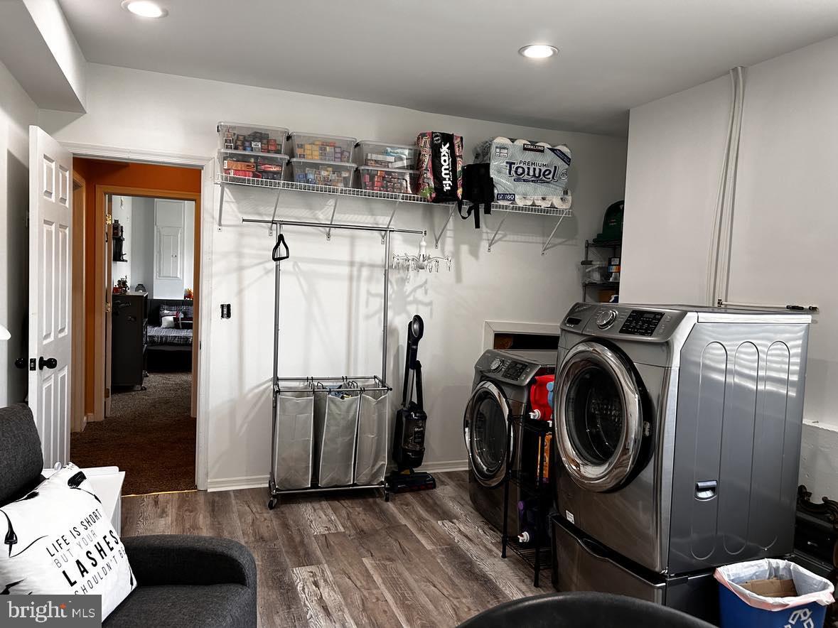 INWOOD MEADOWS - Residential