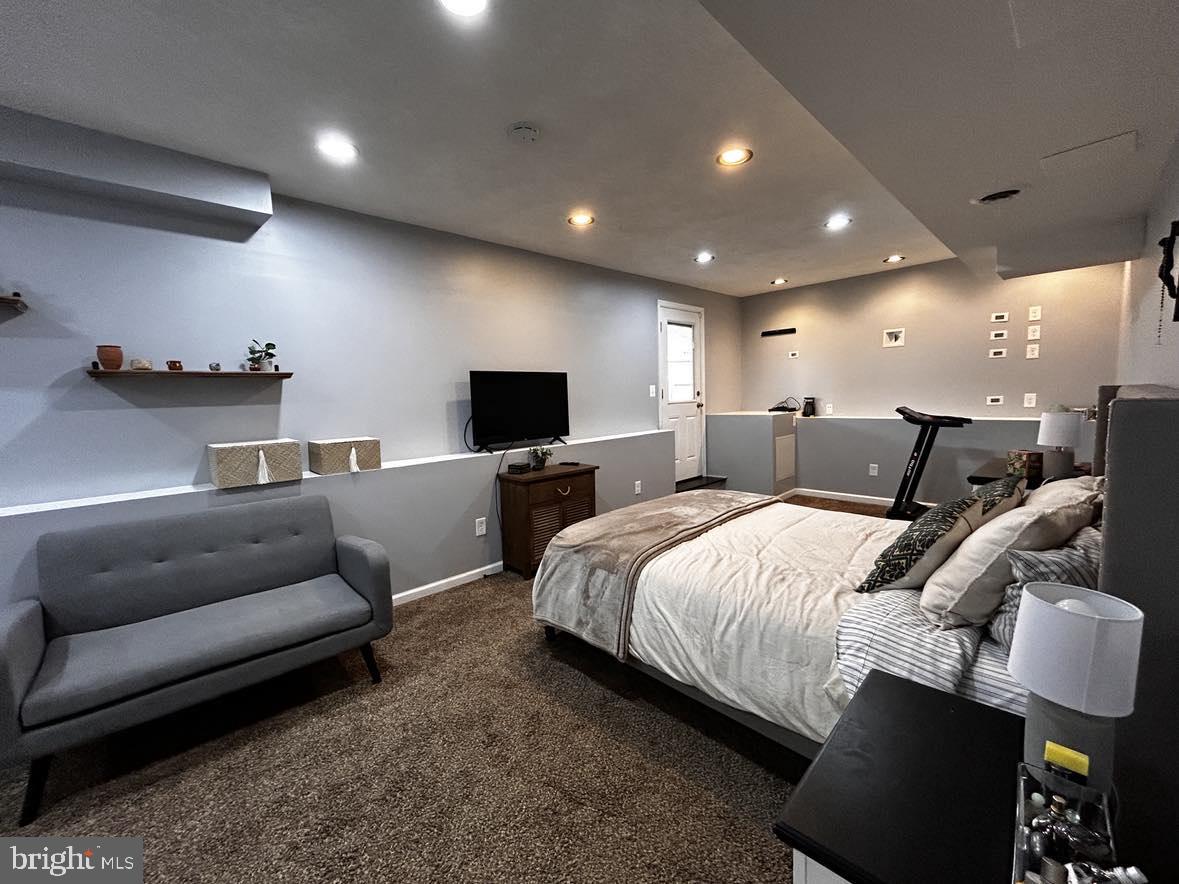 INWOOD MEADOWS - Residential