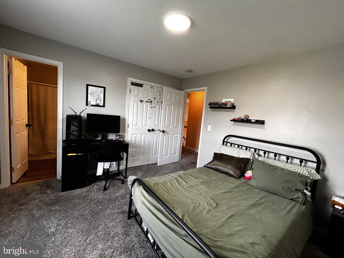 INWOOD MEADOWS - Residential