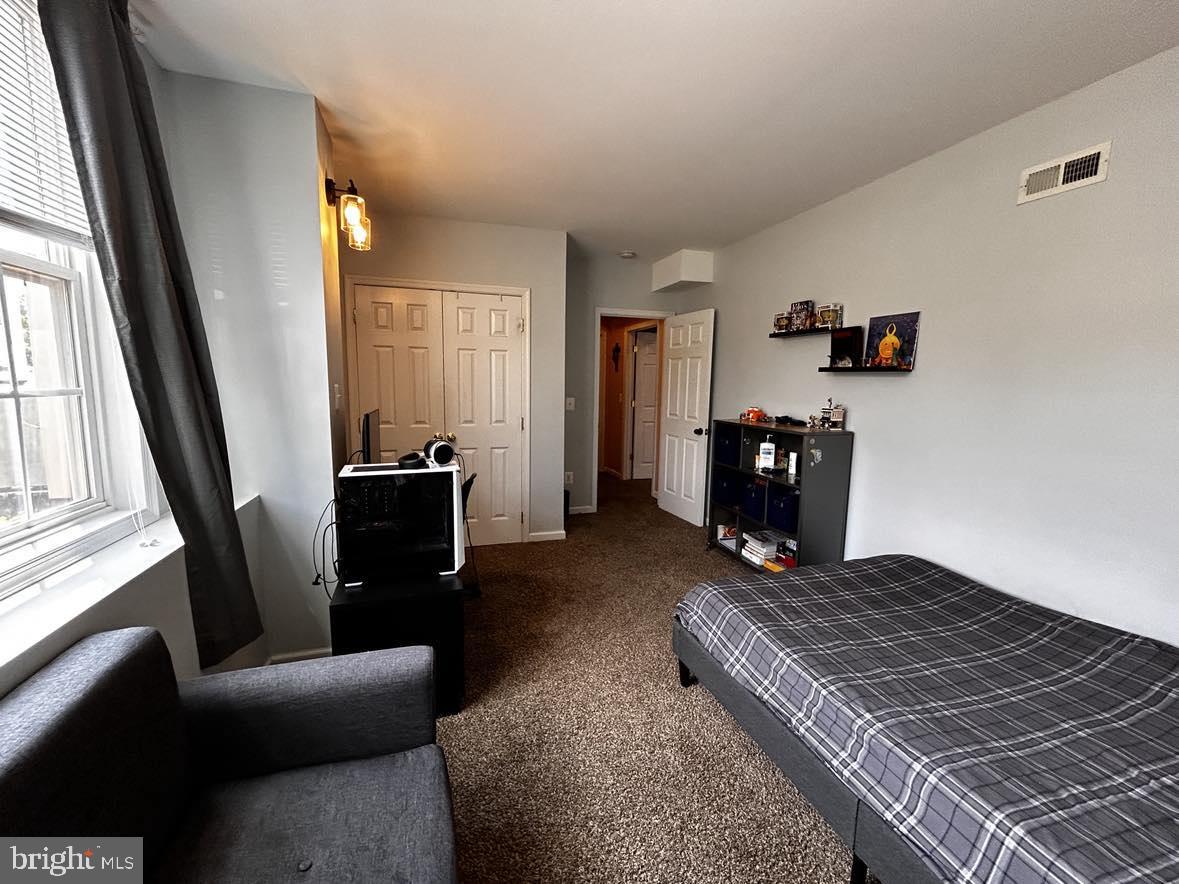 INWOOD MEADOWS - Residential