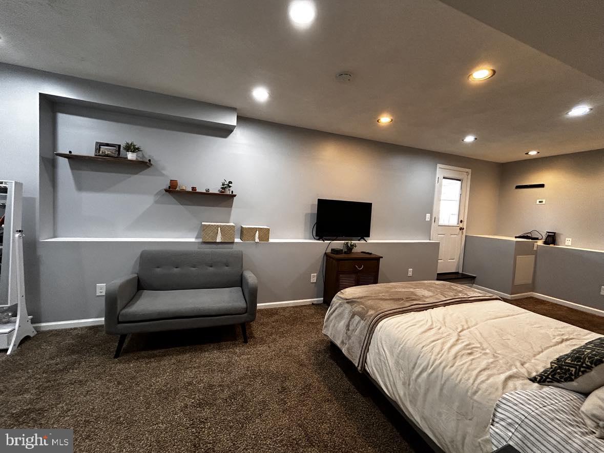 INWOOD MEADOWS - Residential