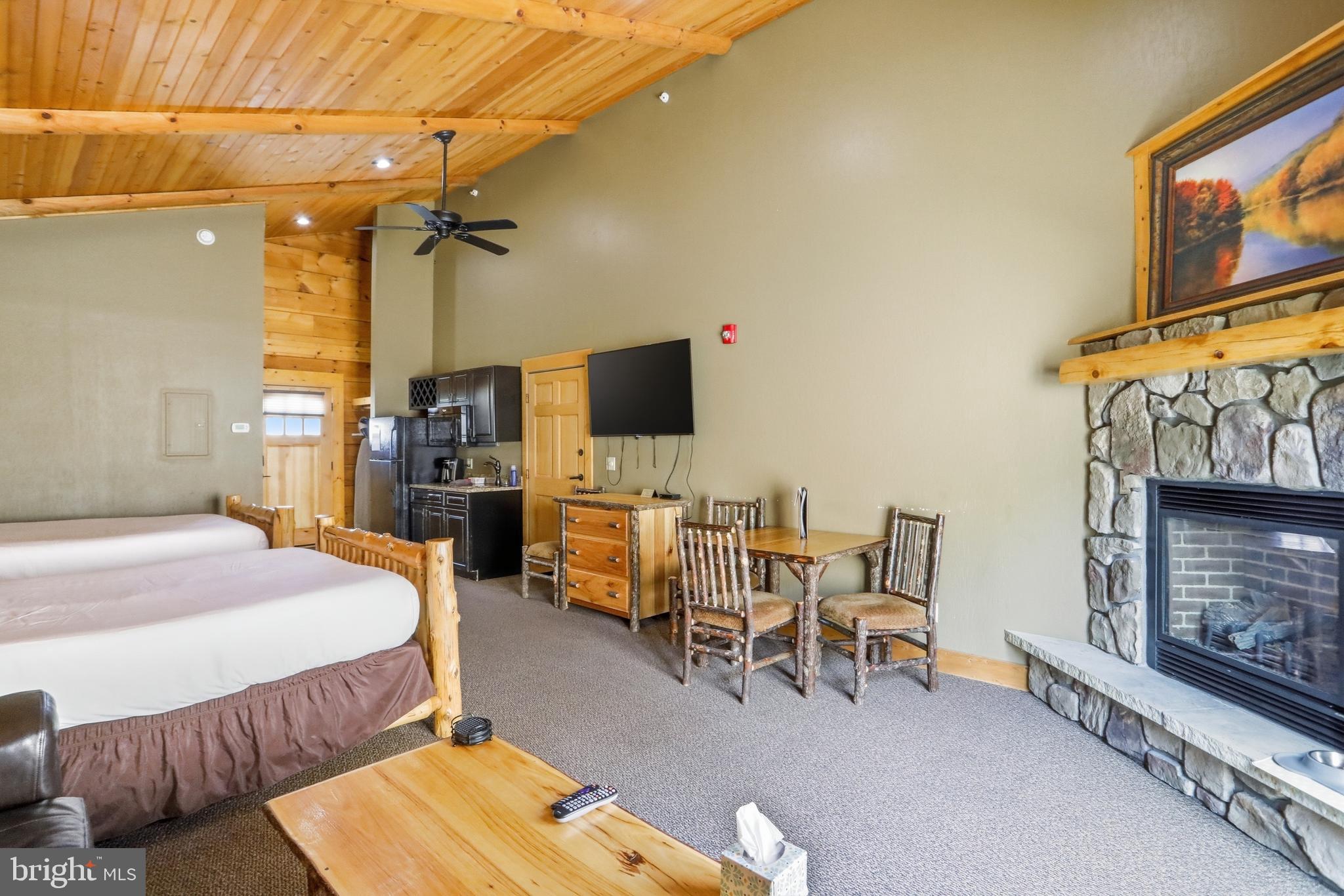 THE LODGES AT SUNSET VILLAGE - Residential