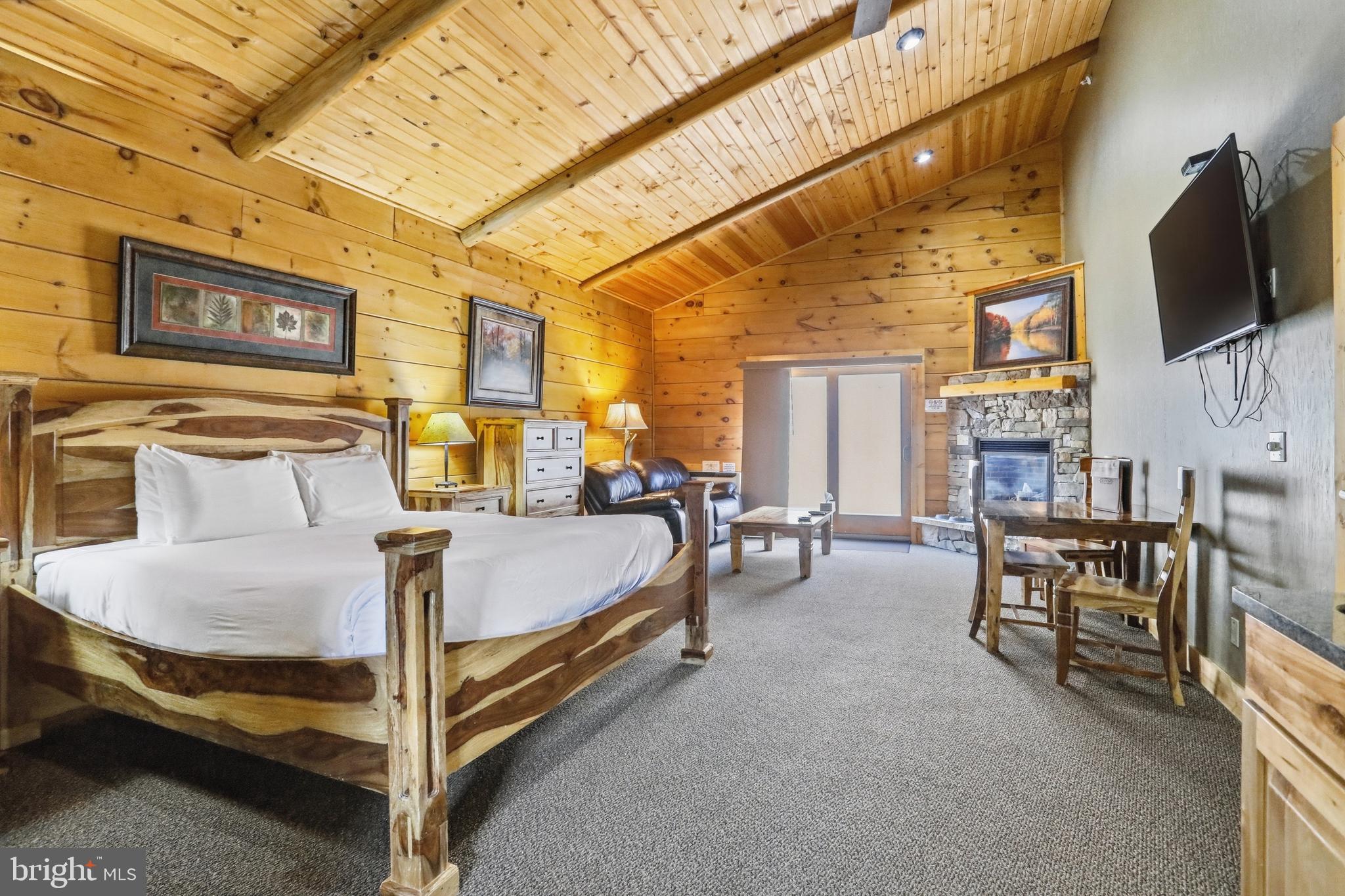 THE LODGES AT SUNSET VILLAGE - Residential
