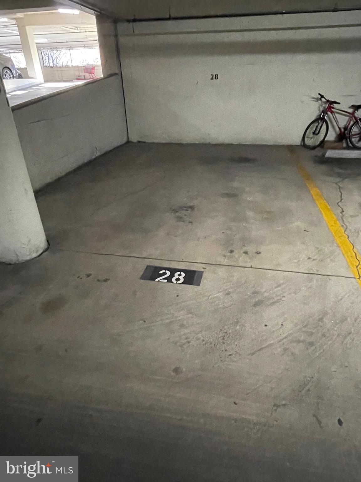 CARLYLE HOUSE - Residential