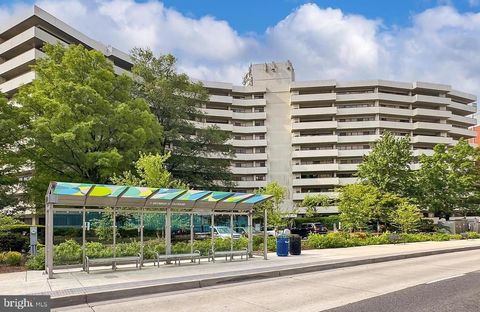 Condo For Sale - 5300 Columbia Pike #908<br/> ARLINGTON, VA 22204