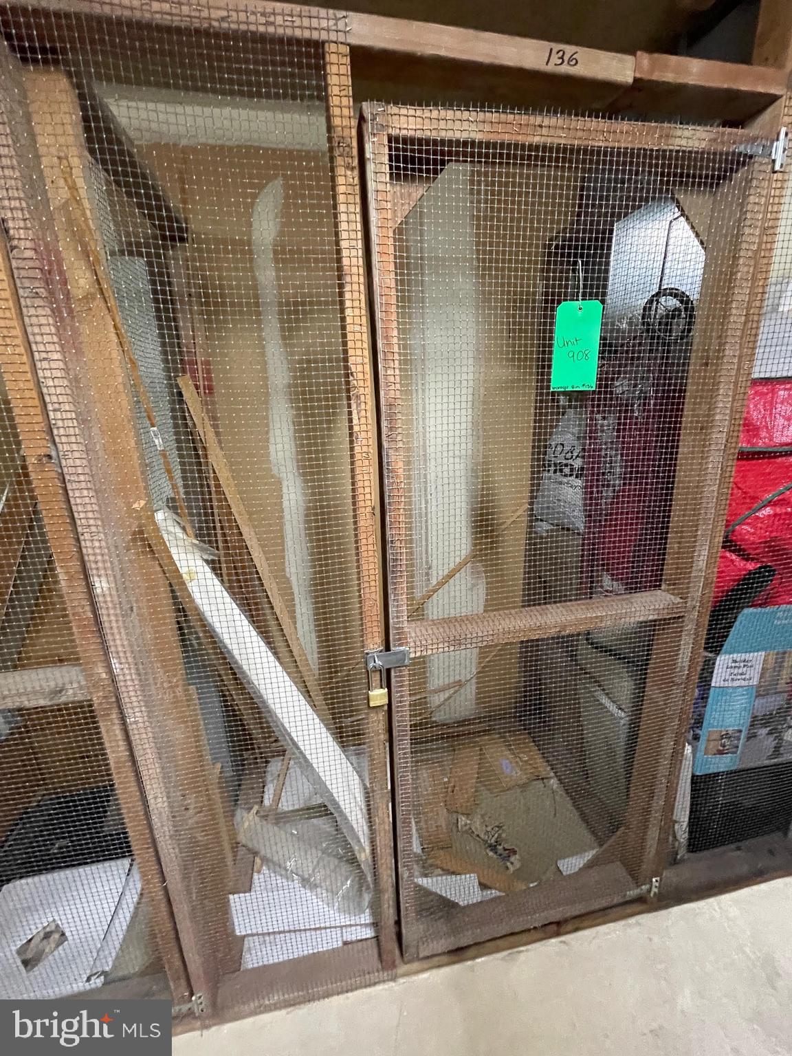 CARLYLE HOUSE - Residential