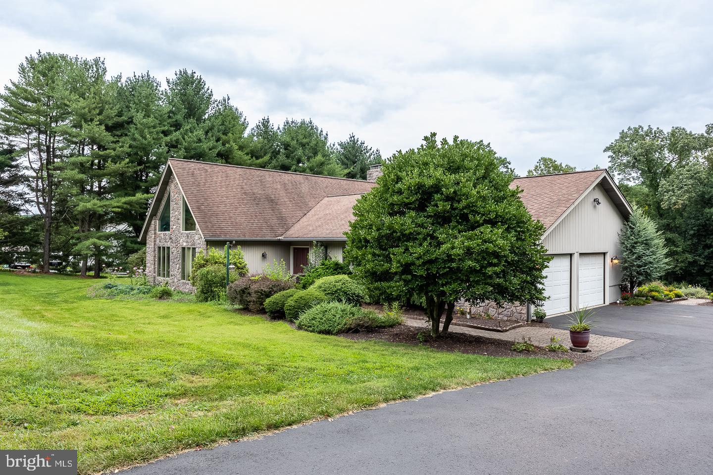 841 CADMUS ROAD