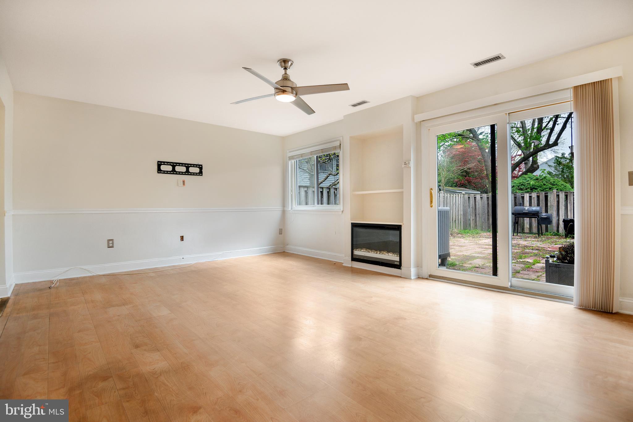 CEDAR RIDGE - Residential Lease