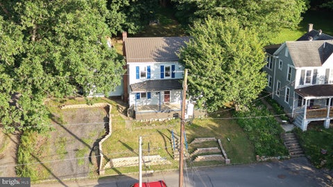 Homes For Sale - 516 Highland Avenue<br/> BURNHAM, PA 17009
