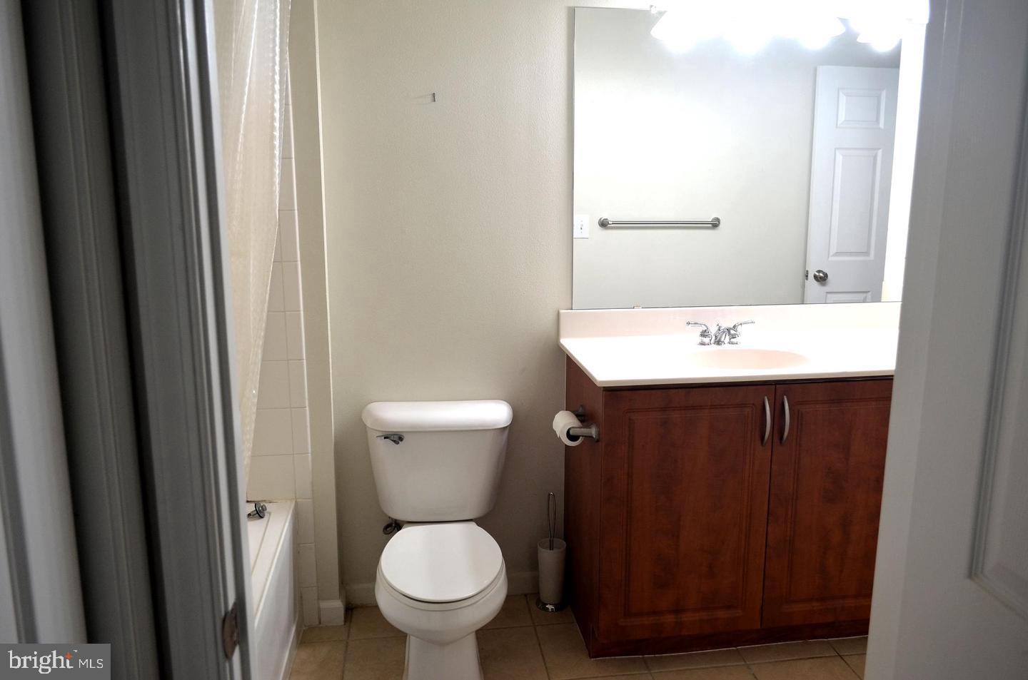 BRYSON AT WOODLAND PARK - Residential Lease