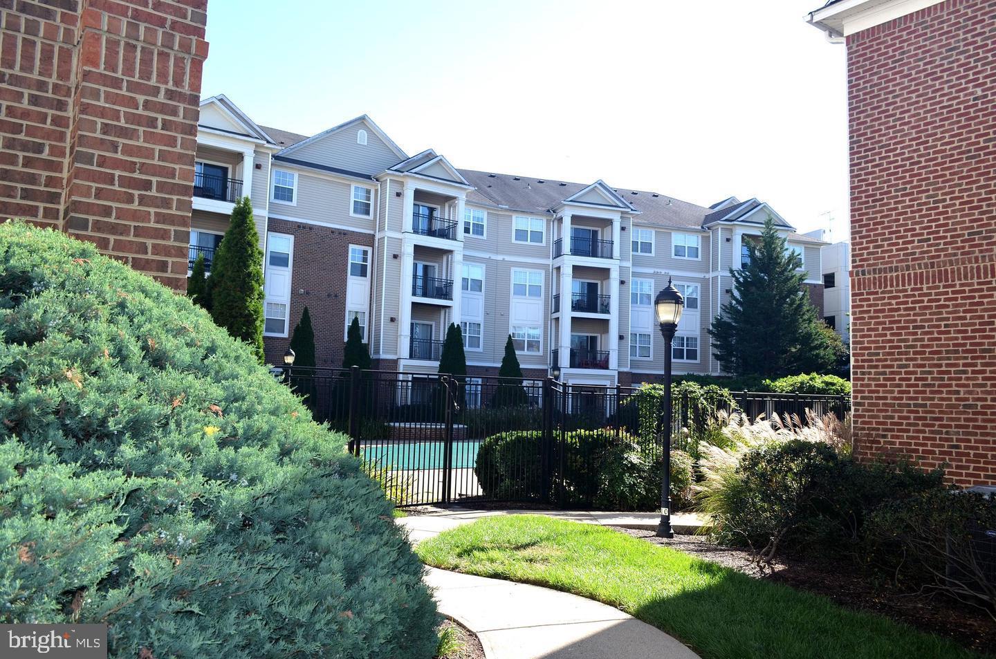 BRYSON AT WOODLAND PARK - Residential Lease