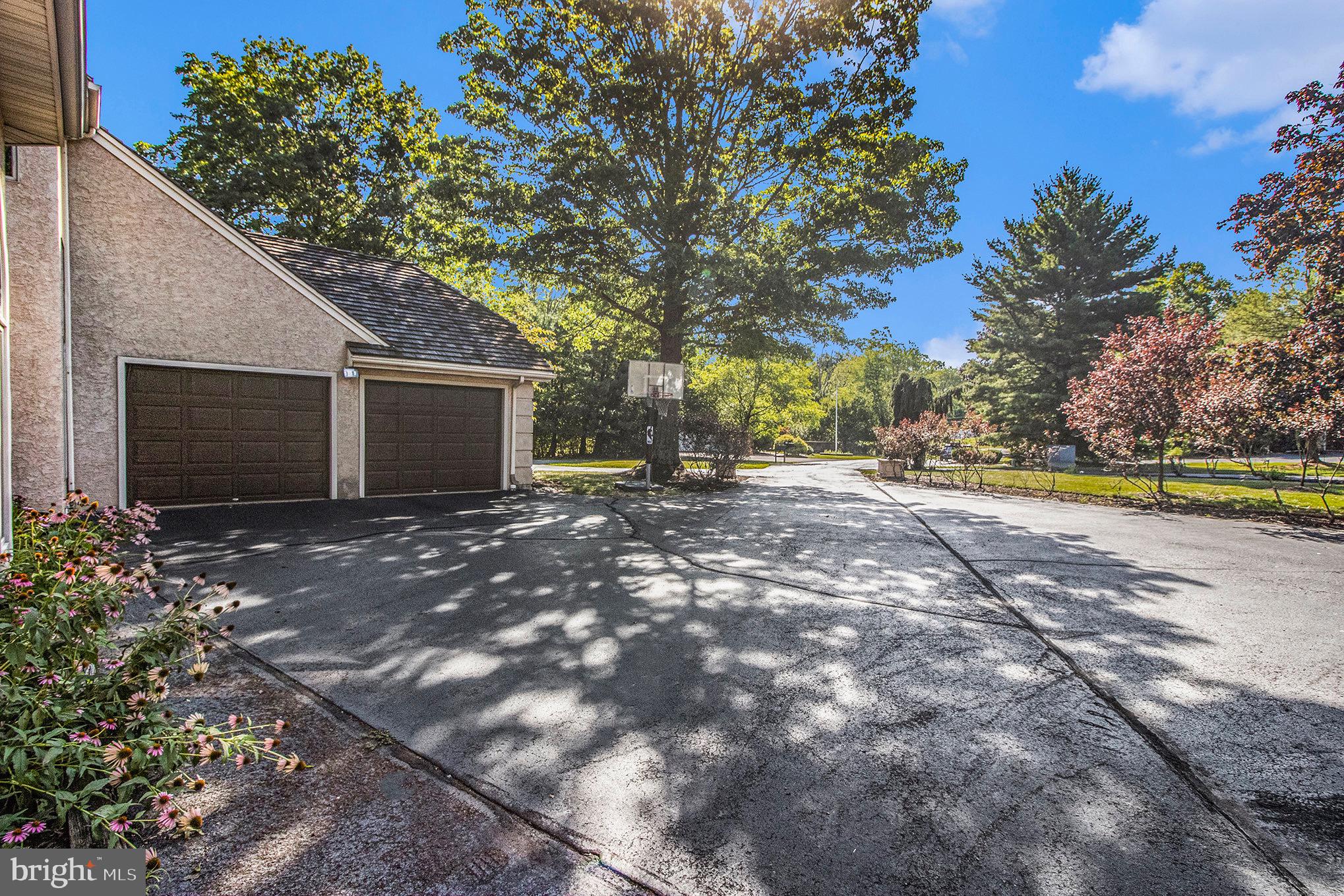 LANSDALE - Residential