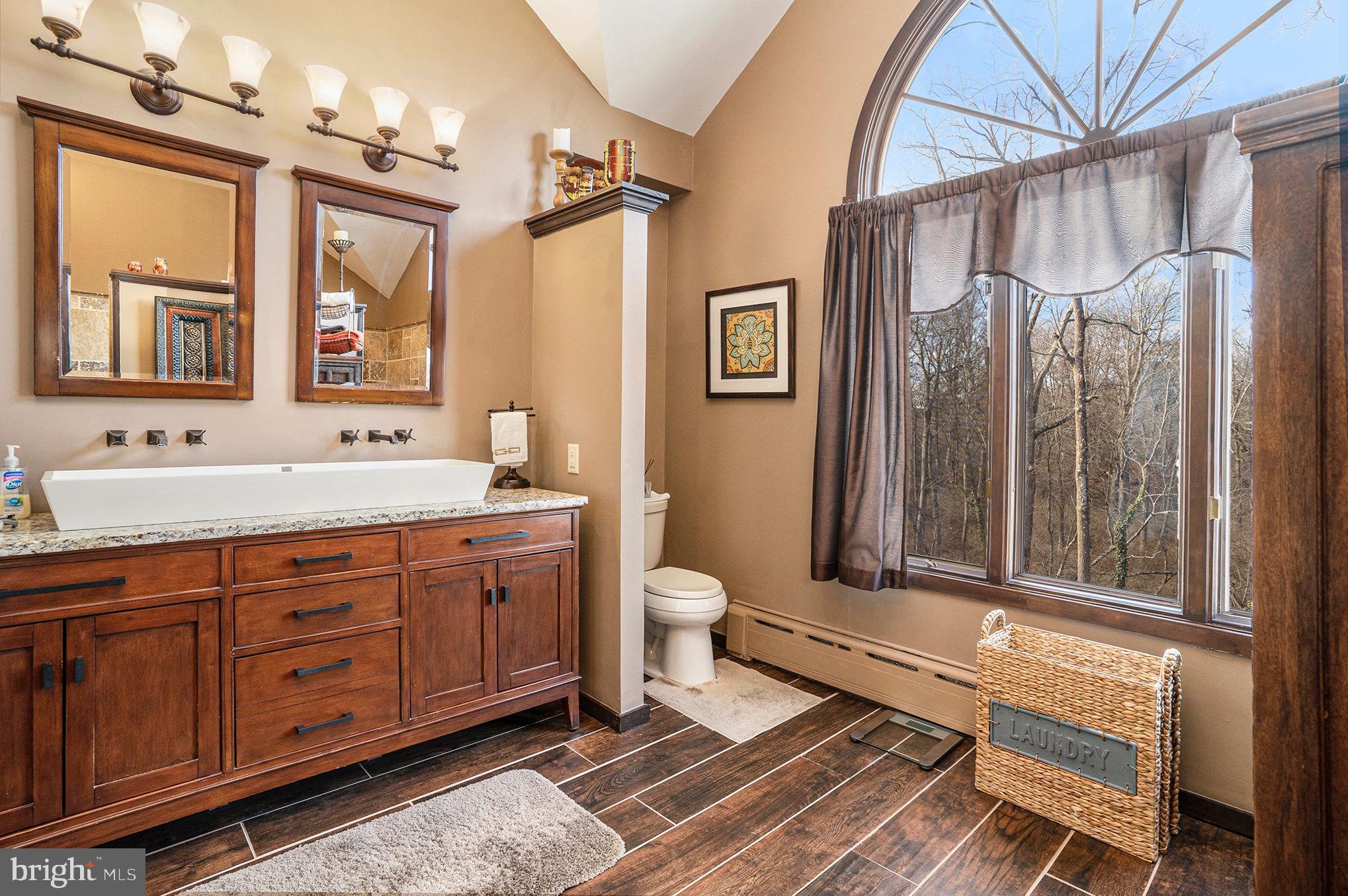 LANSDALE - Residential