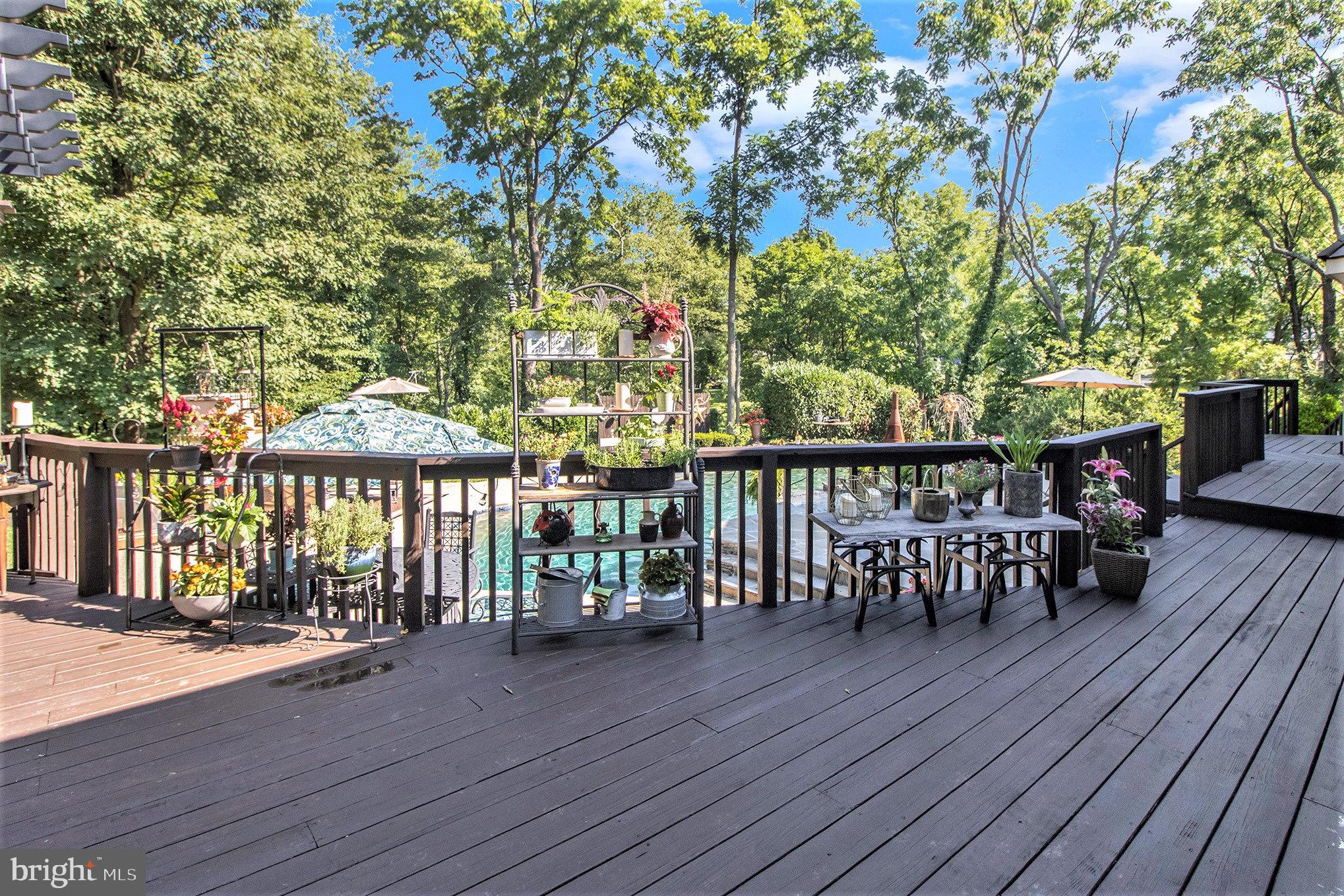 LANSDALE - Residential