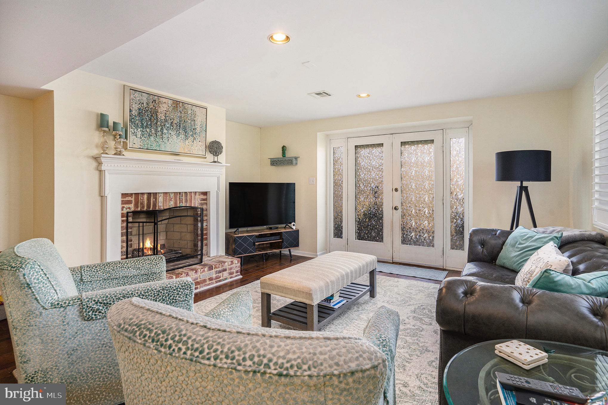 LANSDALE - Residential